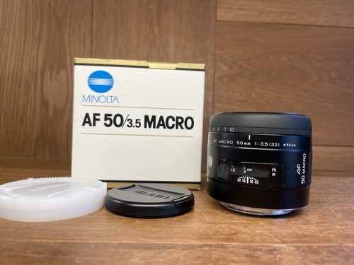 Minolta 50mm 5 macro - f/3.5,