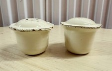 Scuoti sale e pepe vintage