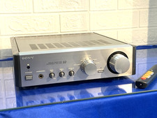 Amplificatore stereo integrato
