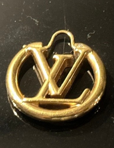 Louis vuitton - louis,