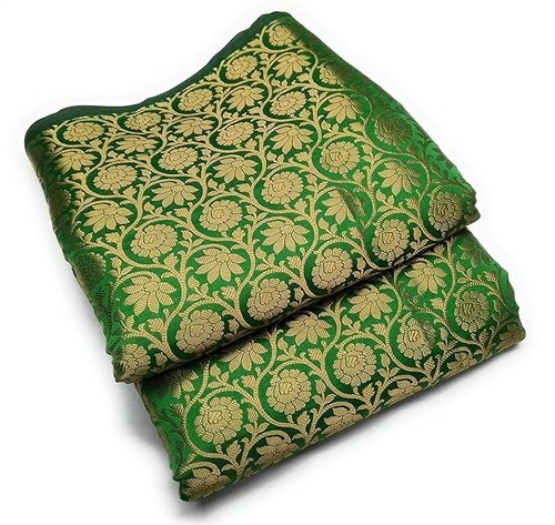 Tessuto etnico verde abito