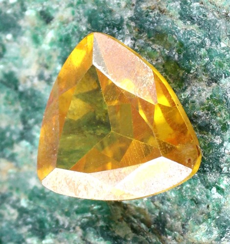 Zircone giallo naturale - giallo,