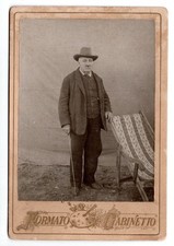 Kabinettfoto Herr mit Gehstock