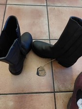 stivali donna neri nuovi con cartellino, molto caldi e morbidi. 