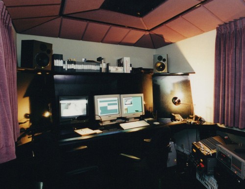 Sala editing computer monitor - sala,