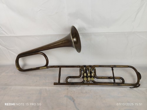 Trombone basso valvole - a,