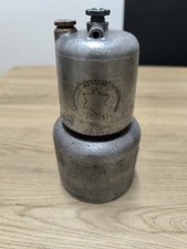 Antica lampada a carburo da