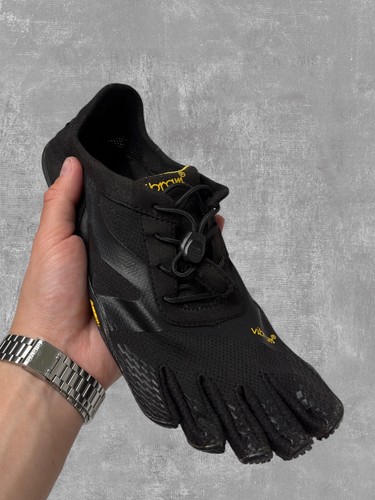 Vintage vibram five finger - vibram,
