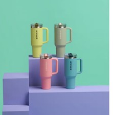 Stanley Cup Quencher Flowstate Protour Tumbler 40 oz 1,18 L prezzo consigliato £ 50 originale