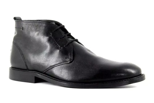 Scarpe stivaletti stringati