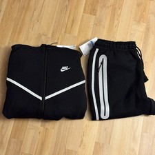 Nike Tech Fleece Windrunner