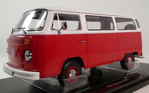 Volkswagen t2b bus white - kk,