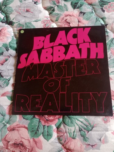 Black sabbath master - black,