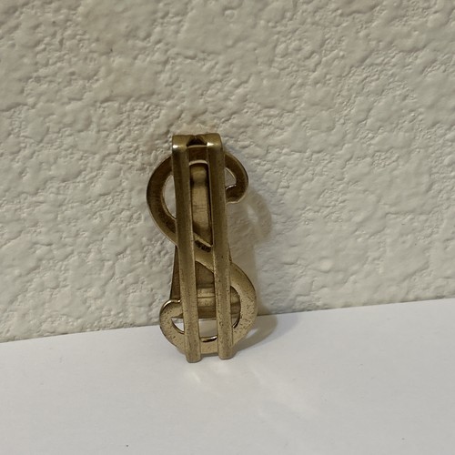 Fermasoldi insegna dollaro
