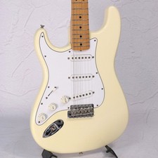 Fender USA Artist Signature