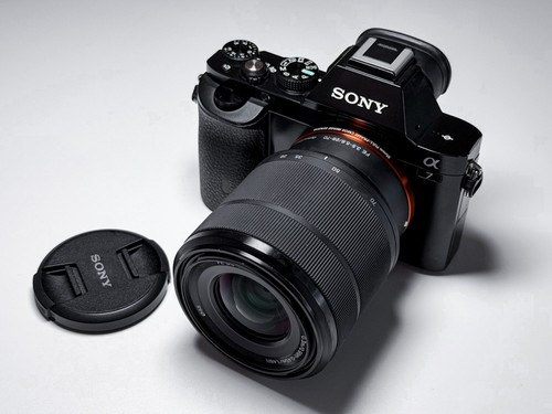 Sony 70mm oss full - sony,