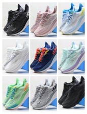 Hoka Clifton 9 numeri dal 36 al 47  vari colori, (per misura chiedi info). 