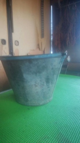 Vecchio secchio showa - vecchio,