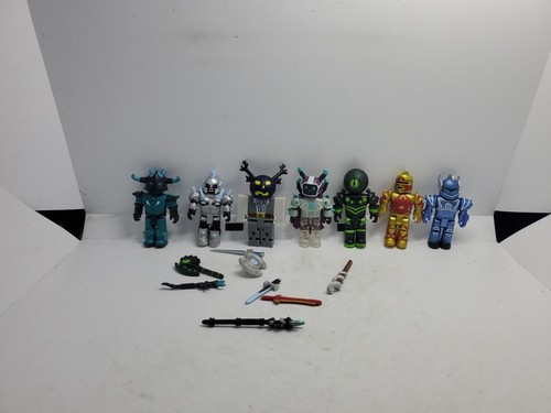 Roblox figures acccessories - roblox,