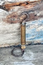 :Vecchia bilancia a molla /