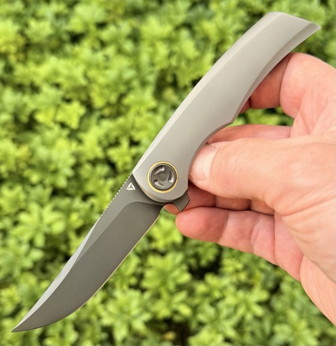Tuya knives persia titan - -,