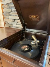 Grammofono Victrola, datato