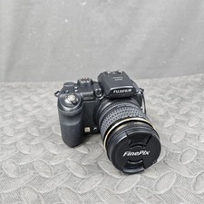 Fuji FinePix S9600 DSLR