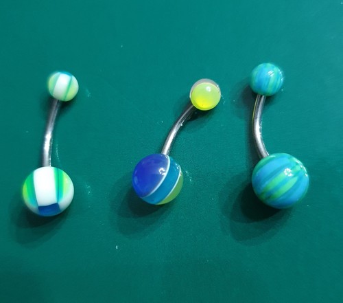 Stock piercing per - per, ombelico