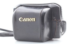 Custodia rigida in pelle Canon