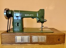 Macchina da cucire Borletti vintage anni 60