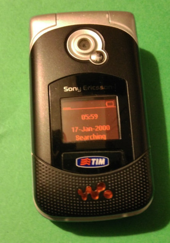 Sony ericsson w300i - sony, ericsson 
