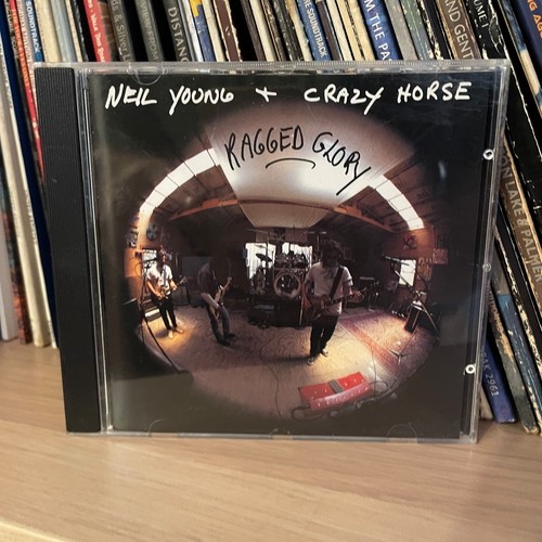 Neil young ragged glory - young,