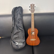 Confezione Ukulele Da Concerto