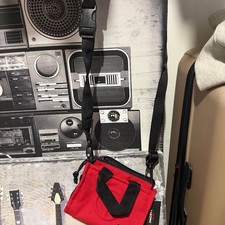 Borsa a tracolla Eastpak x