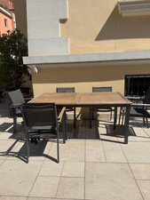 Tavolo Esterno Con Sedie E Ombrellone 