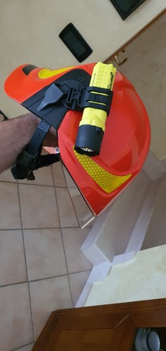 Casco italiano per antincendio - italiano,