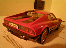 BBURAGO 1/24 FERRARI 512 BB