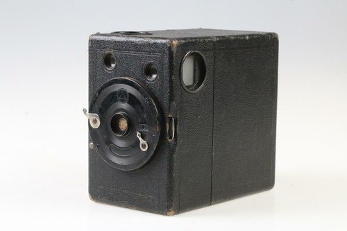 Macchina fotografica box