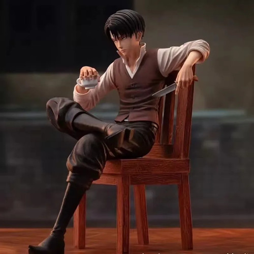 Attack titan levi ackerman - on,