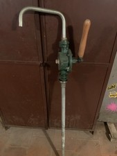 Pompa Liquidi Olio Motore Ect.In ghisa vecchia scuola molto robusta.