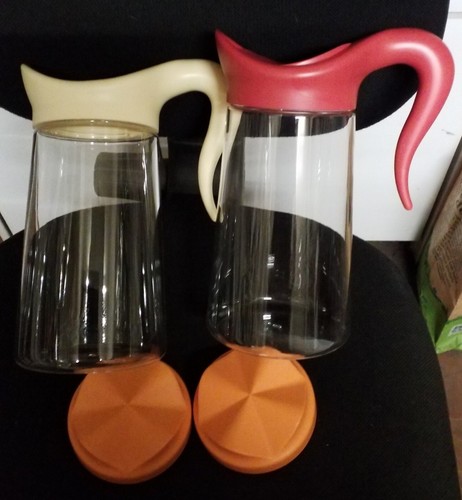 Caraffa con doppia - chiusura,
