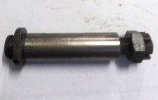 FIAT 500 C TOPOLINO PERNO FISSAGGIO BALESTRA AI MONTANTI CON DADO (492)