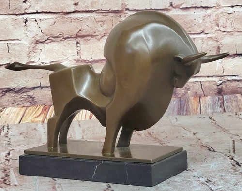 Moderno bronzo bull scultura - bull,