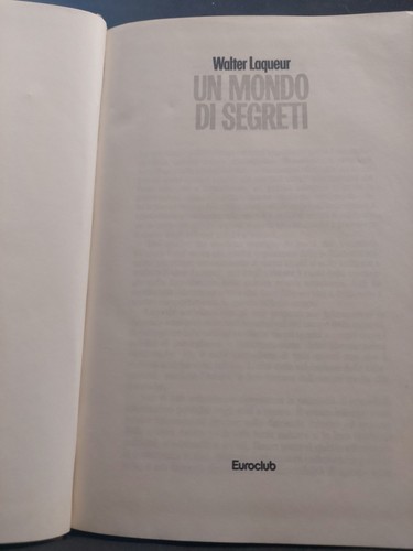 Libro mondo di segreti - mondo,