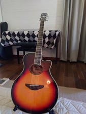 Chitarra acustica Yamaha