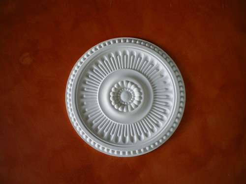 Rosoni gesso bianco - in,