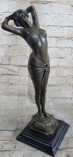 Statua figura erotica sexy - erotica,