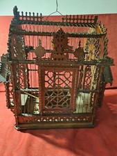 Oggetto Antico.Antica gabbietta per uccellini,alt. 42 cm, largh. 24 cm, lung. 29