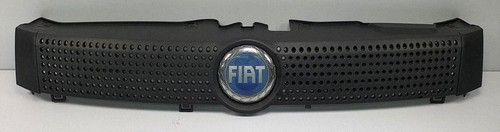 Griglia superiore radiatore
