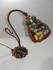 Lampada da tavolo in ottone